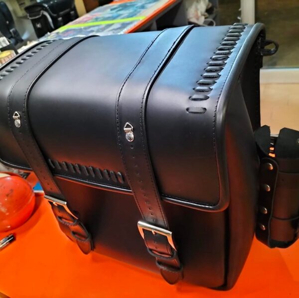 Borse in pelle per moto